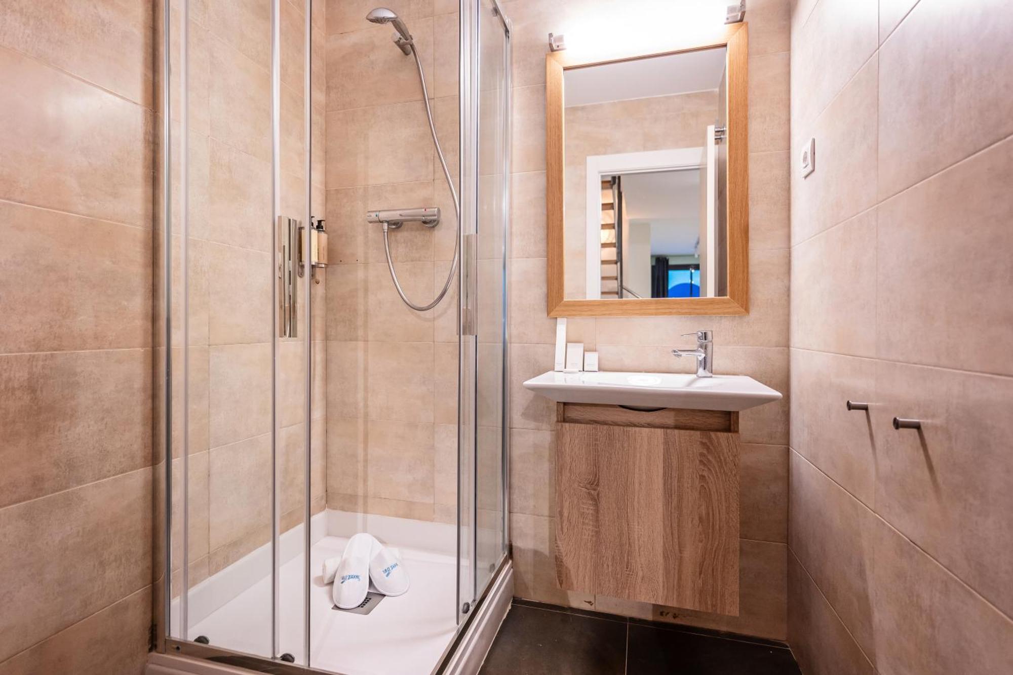 Sweett - Carrer Girona Apartament